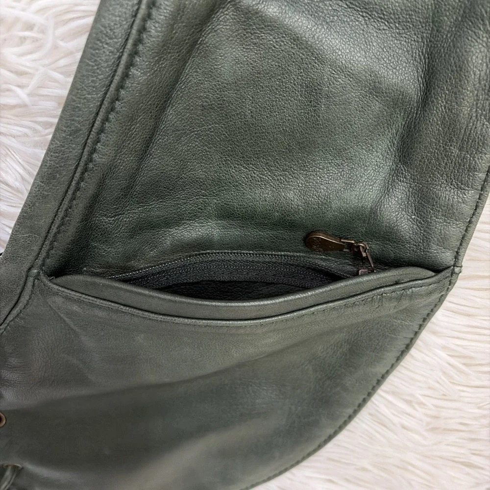 Sash bag green